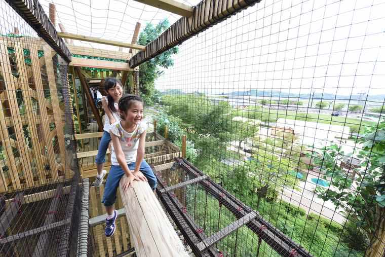 ツインリンクもてぎ 丸太の数珠つなぎ