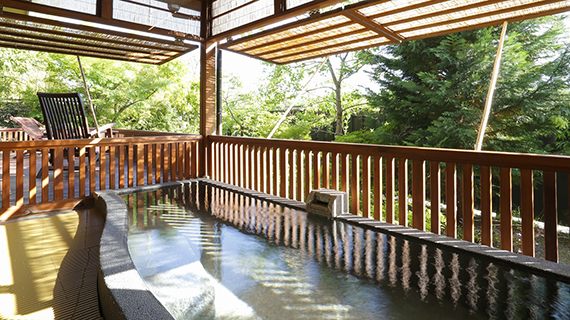 あまやどりの宿　雨情草庵