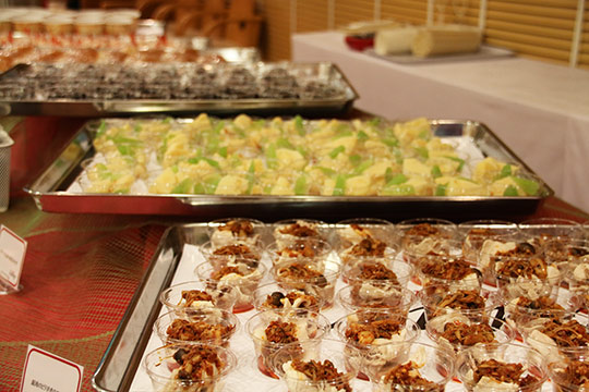 無料で軽食やドリンクを楽しめる