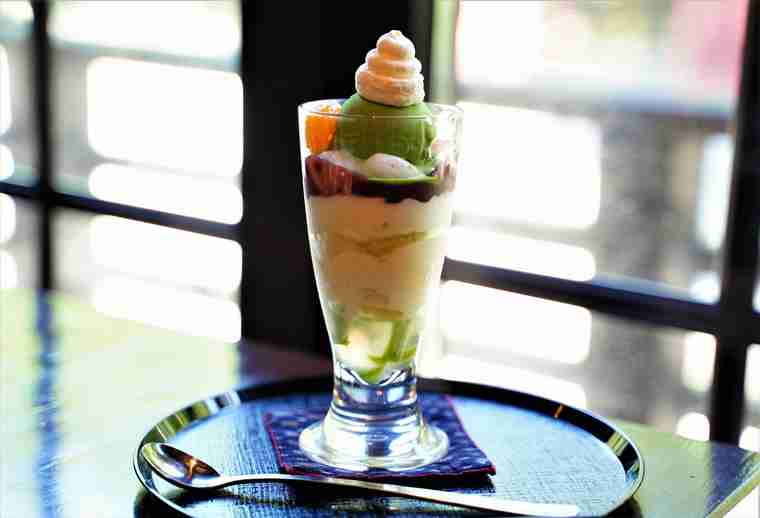 弥彦　社彩庵の白玉クリームパフェ