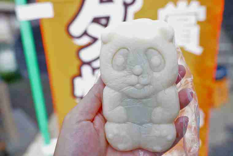 弥彦　分水堂菓子舗の白パンダ焼