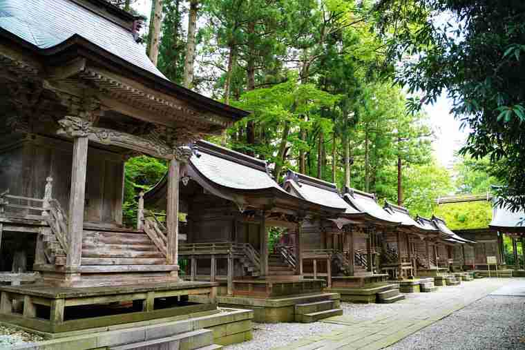 彌彦神社　摂社・末社