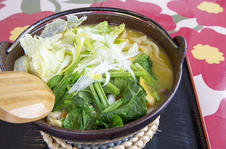 忍野八海　「cafe甲州路」ほうとう