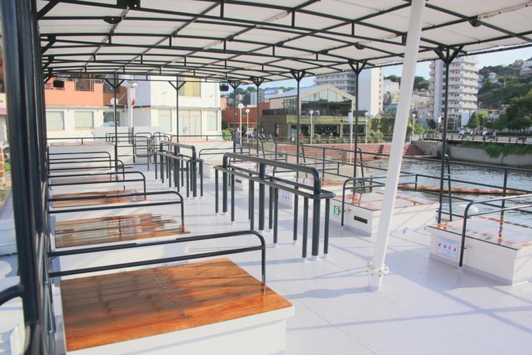 クルーズ船の2階