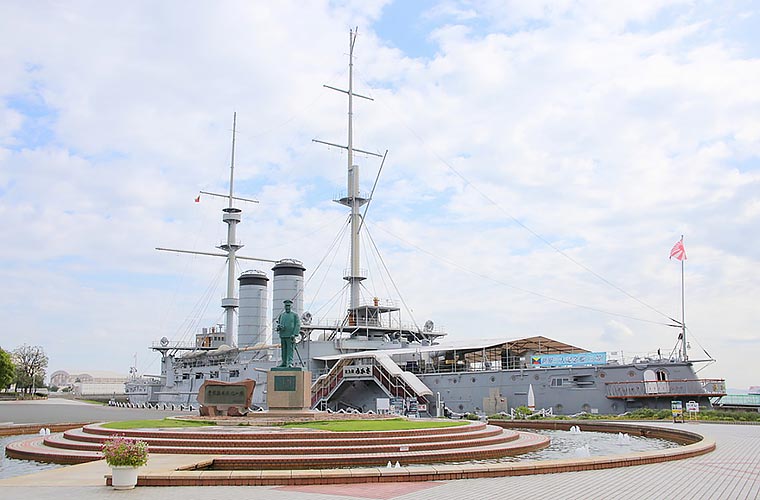 三笠公園にある旗艦三笠