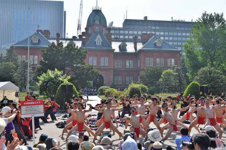 YOSAKOIソーラン祭り　道庁赤レンガ会場
