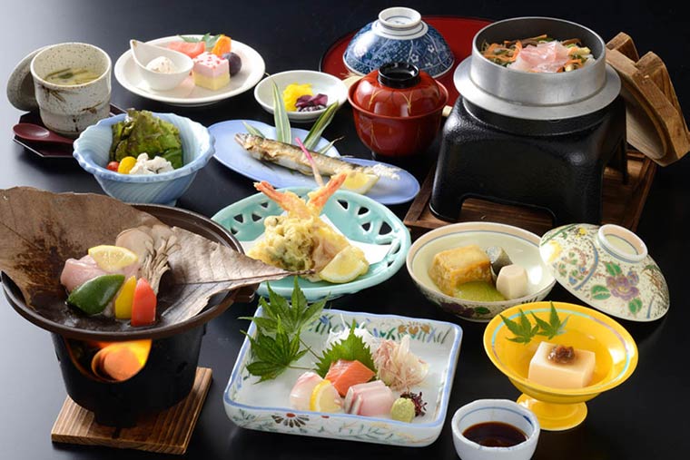 季節の会席料理