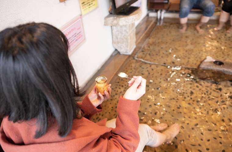 ゆあみ屋の足湯