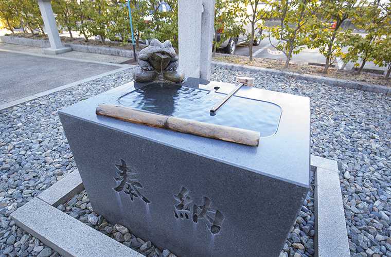 下呂温泉街のいたるところでみかけるカエル