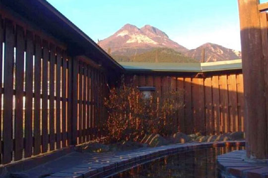 由布院温泉　旅館光の家