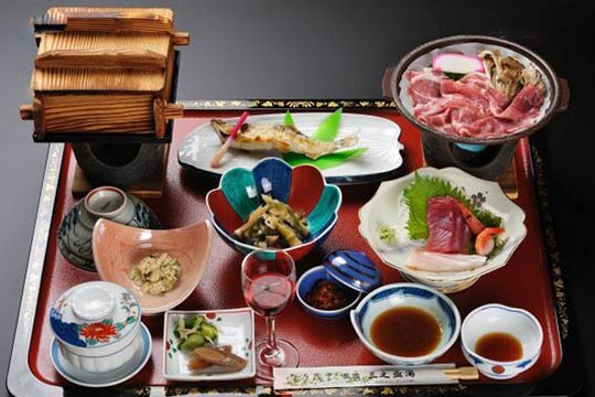 鳴子・中山平温泉　旅館　三之亟湯（さんのじょうゆ）