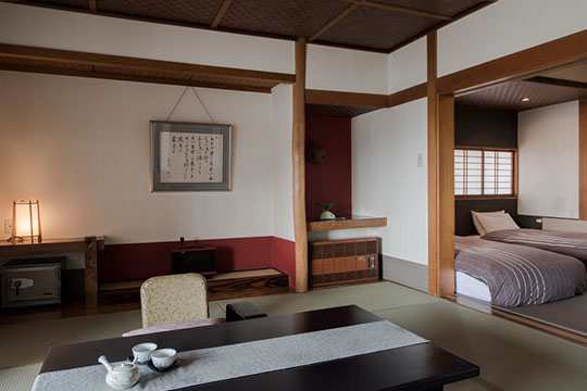 深山荘　高見屋