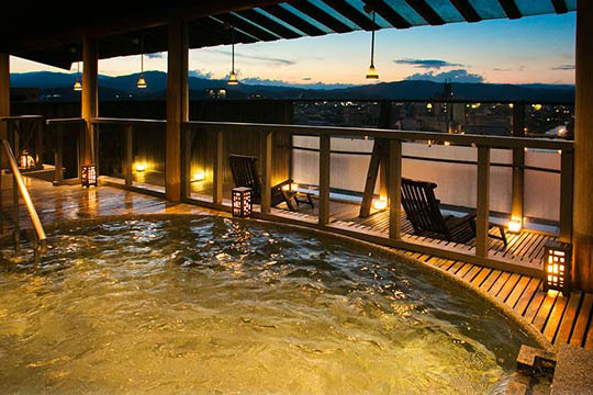 飛騨高山　本陣平野屋　花兆庵