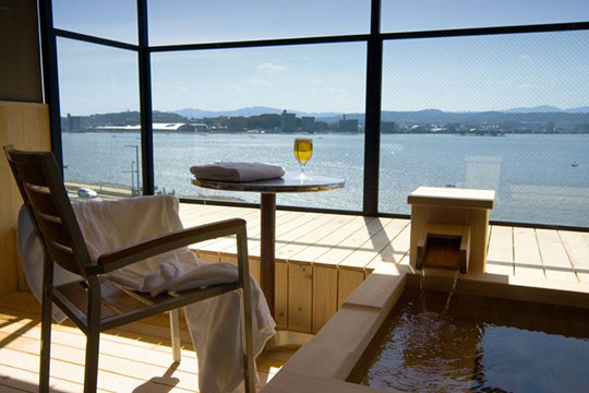 松江しんじ湖温泉　なにわ一水