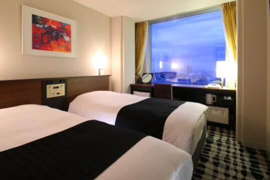 アパホテル＆リゾート＜東京ベイ幕張＞