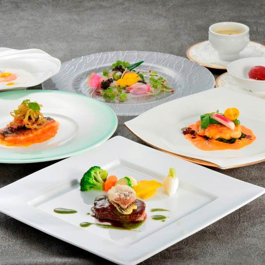 ホテルミクラス ディナー例