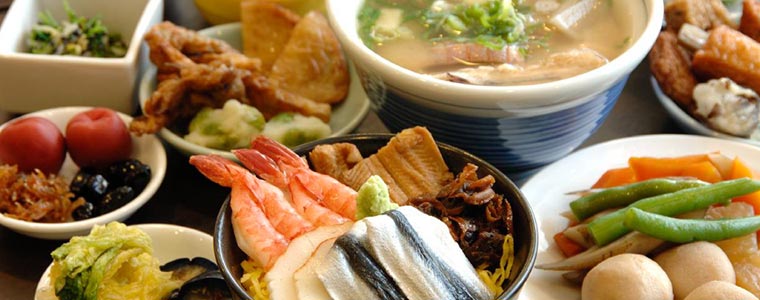 岡山名物・まつり寿司、瀬戸内名物・蒸し天ぷらなど（ドーミーイン倉敷）