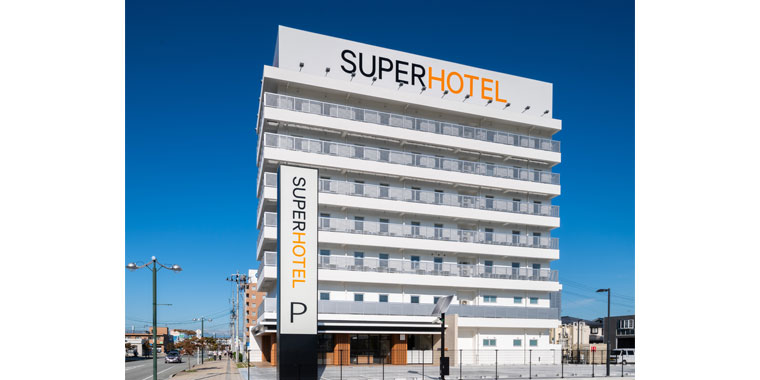 【スーパーホテル山形・さくらんぼ東根駅前】外観