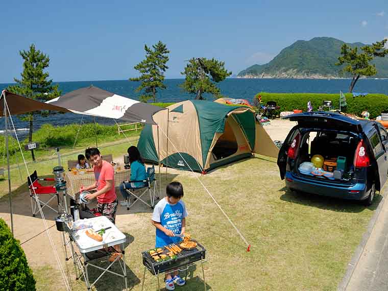 小浜湾を望む区画