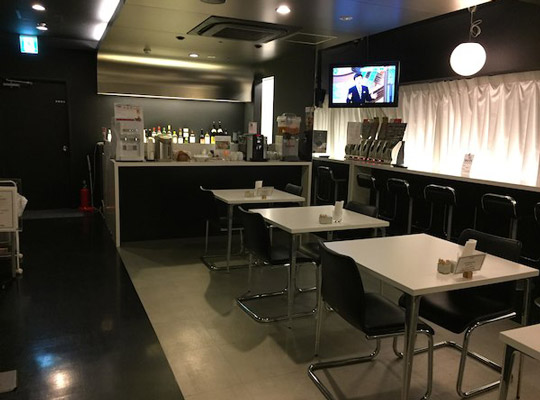 ＦＩＲＳＴ　ＣＡＢＩＮ（ファーストキャビン）　京都烏丸