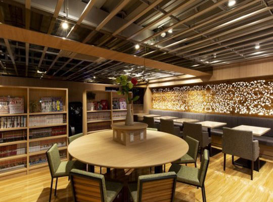 豪華カプセルホテル　安心お宿プレミア　京都四条烏丸店