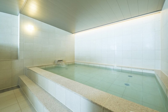 ファーストキャビン（FIRST CABIN）京橋