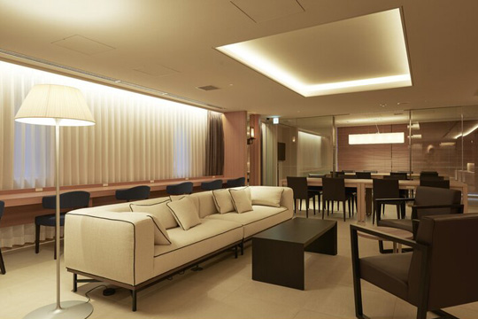 ファーストキャビン（FIRST CABIN）京橋