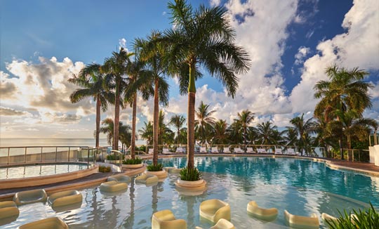 モーベンピック　ホテル　マクタン　アイランド　セブ