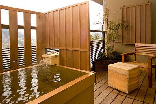 季の湯　雪月花