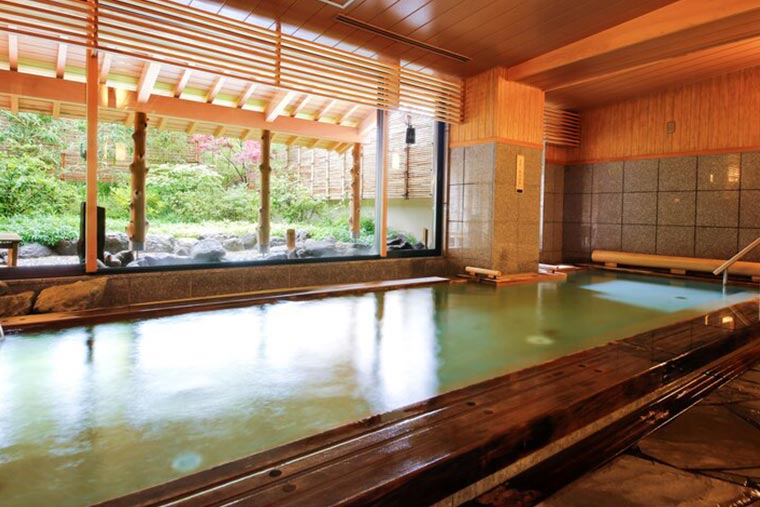 京都嵐山温泉　花伝抄