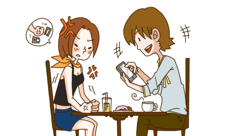 ずっとスマホをいじっている