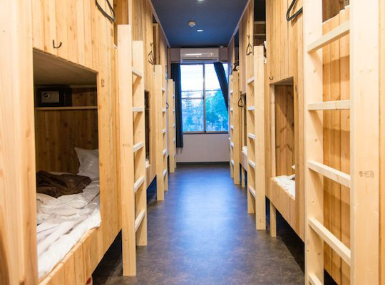 TONAGI Hostel & Cafe