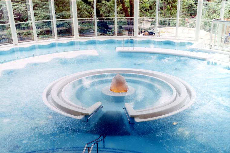 バーデと天然温泉「豊島園庭の湯」バーデゾーン