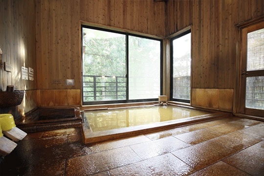 毒沢鉱泉　神の湯（かみのゆ）