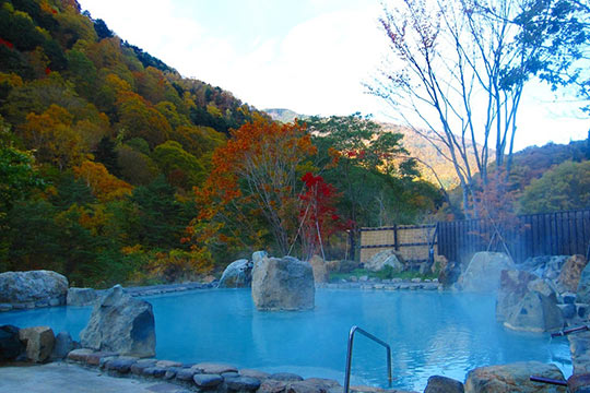 七味温泉　渓山亭