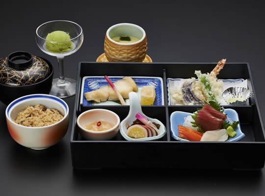 湯の川温泉　湯の浜ホテル