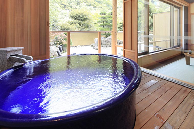 箱根湯本温泉　ホテル　おかだ