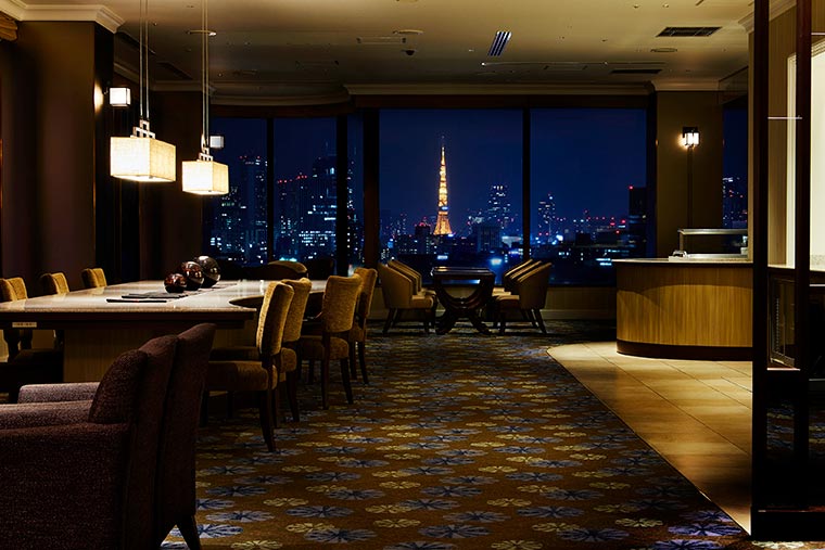 ロイヤルパークホテル