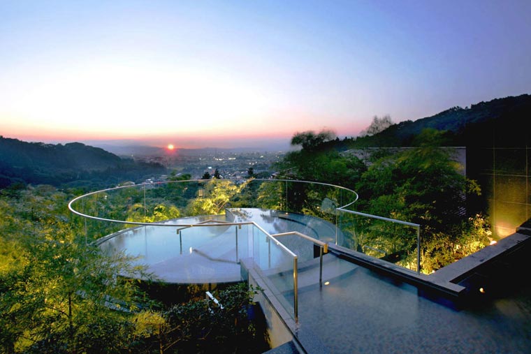 会津東山温泉　御宿東鳳