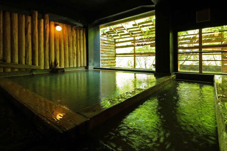 会津東山温泉　くつろぎ宿　新滝