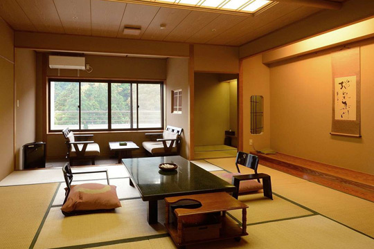 会津東山温泉　くつろぎ宿　千代滝