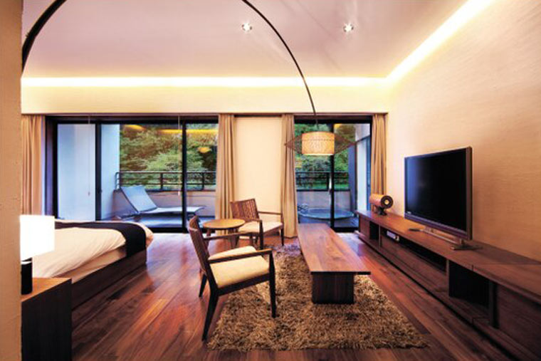 会津東山温泉　客室専用露天風呂付のスイートルーム　はなれ　松島閣