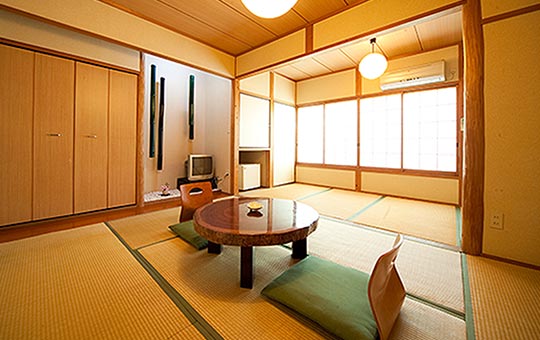 湯布院温泉　御宿　由布乃庄