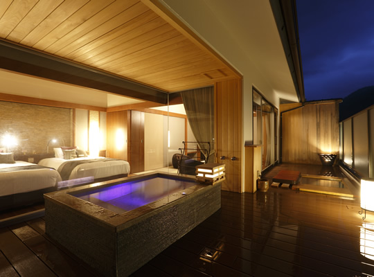 箱根湯本温泉　箱根　花紋