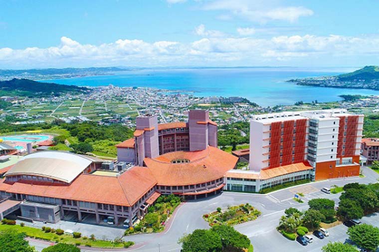 ユインチホテル南城