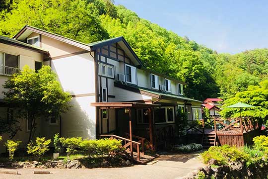 静かな森の温泉隠れ宿　そらの詩