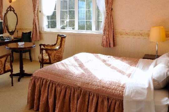 伊豆高原　海の見えるプチホテル　サン・トロぺ