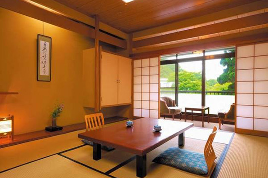 湯河原温泉　青巒荘（せいらんそう）