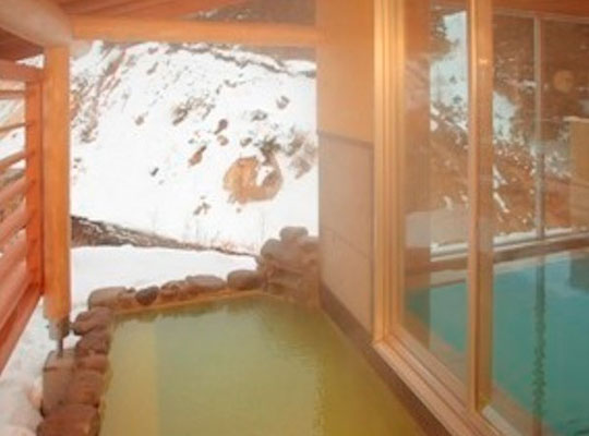 万座温泉 万座高原ホテル（女性用露天風呂）