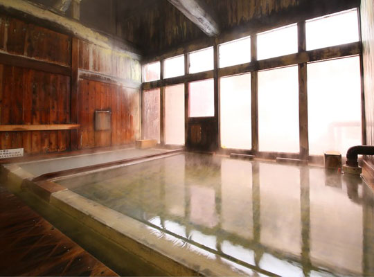 白骨の名湯 泡の湯（内湯）